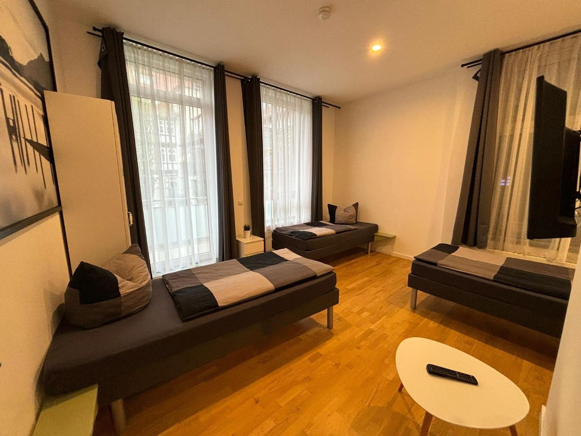 Apartments Am Kaisersaal Erfurt Bagian luar foto